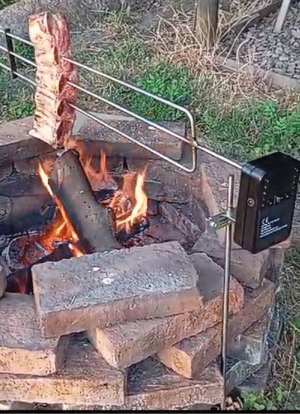 Kit asador motor 20kg con bolso + Estacas